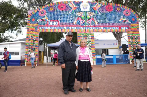 Arco de Bienvenida en FNCR: Un Homenaje Sustentable a la Cultura