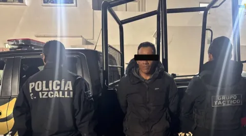 Aseguran sujeto con motocicletas robadas tras operativo en Cuautitlán Izcalli.