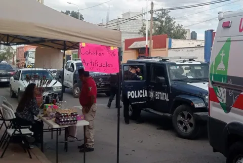 Autoridades de Otumba supervisan venta de pirotecnia para prevenir accidentes