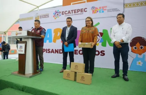 Calzado Escolar Gratuito Beneficia a 800 Niños en Ecatepec.