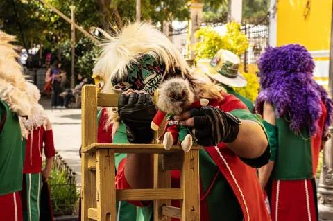 Conquistan Alchileos de Mazapa el Festival de Máscaras en Veracruz