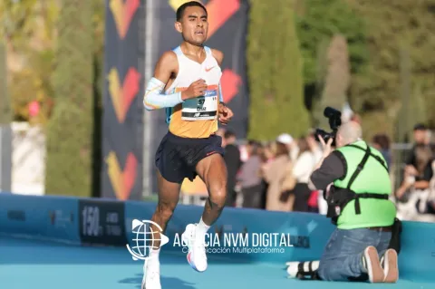 Consolida Jorge Cruz madurez deportiva en Maratón de Valencia