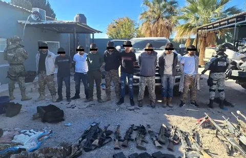 Detienen a 11 agresores y aseguran arsenal en Chihuahua