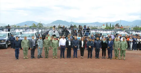 Entregan 455 unidades de patrullaje para reforzar seguridad en Ecatepec