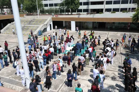 Evacúa UAG a más de 12 mil personas en Macrosimulacro Nacional 2025