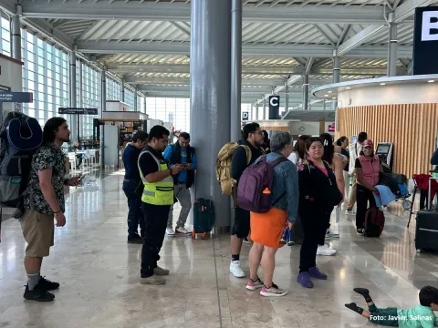 Evacúan a usuarios y trabajadores del AIFA en simulacro