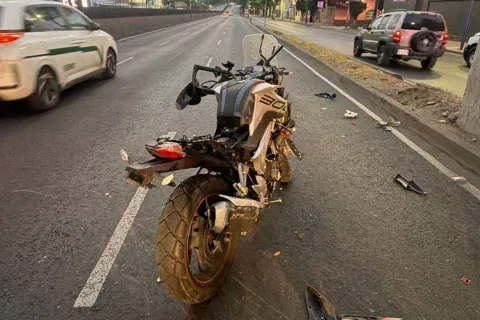 Fallece motociclista tras derrapar este domingo en la CDMX