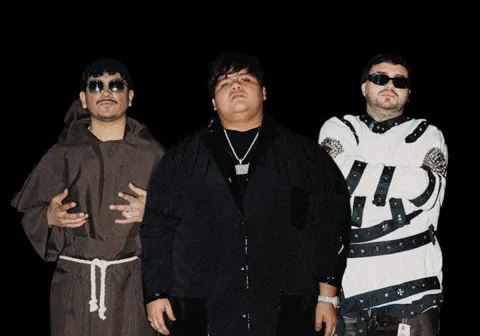 Lanza Octavio Cuadras "Arisco" junto a Esau y Bruno.