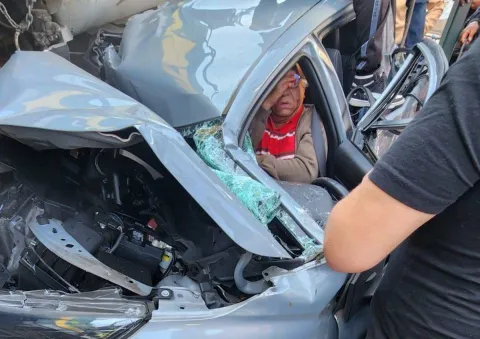 Liberan a hombre prensado por locomotora en Circuito Interior