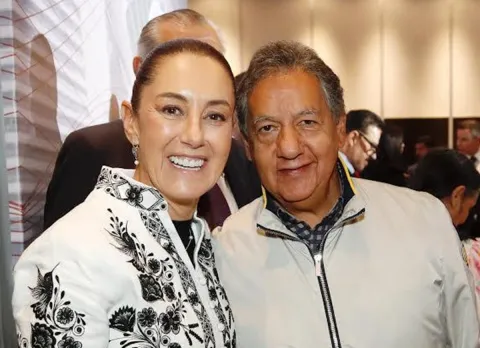 Reafirma Higinio Martínez respaldo a Claudia Sheinbaum en reunión privada