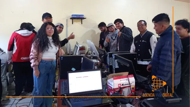 Fortalecen vinculación académica entre el TESCO y Preparatoria de Axapusco