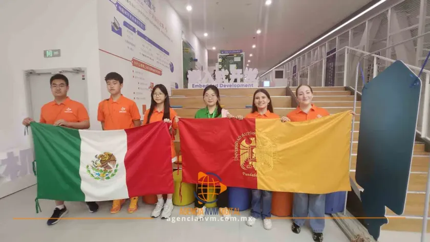 Desarrollan alumnas de bachillerato robot de rescate galardonado internacionalmente