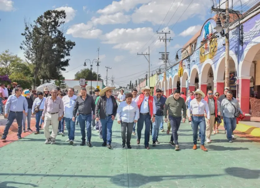 Anuncian cierre vial en zona sur de Plaza Juárez en Teotihuacán este lunes