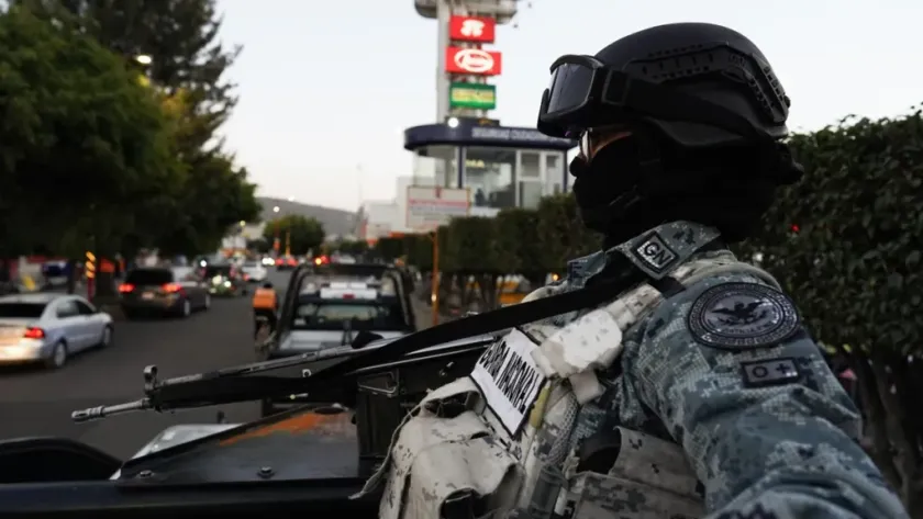 Arrancan operativos de seguridad decembrina y peregrina en La Paz.