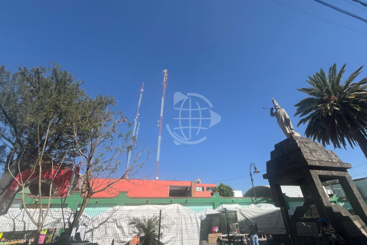 Globo aerostático impacta antena de seguridad en Teotihuacán; empresa enfrentará acciones legales"