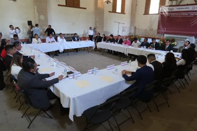 Nazario Gutiérrez recibe a contralores municipales y promueve la colaboración institucional