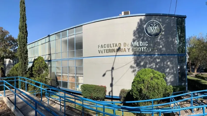 Pierden alumnos de Veterinaria UNAM reconocimiento internacional tras retiro de acreditación AVMA