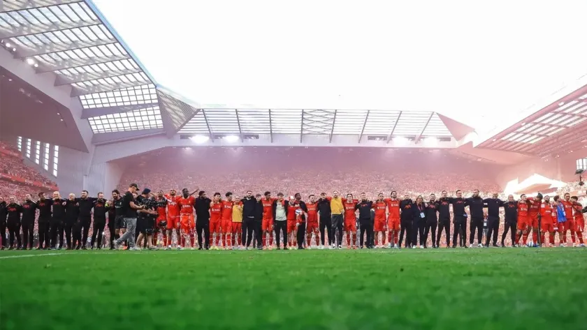 Liverpool aplasta al Tottenham y se corona campeón de la Premier League: Iguala a Manchester United con 20 títulos