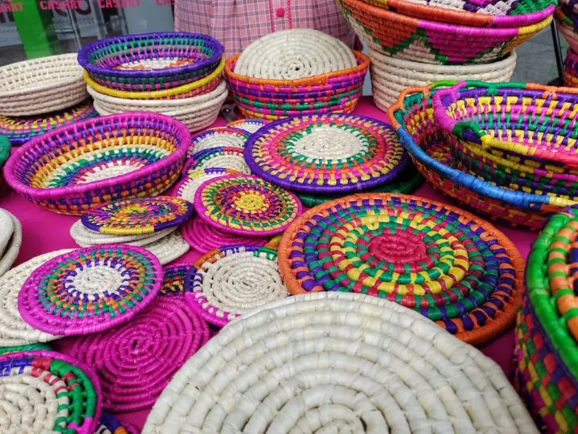 Artesanos del Edomex realzan la tradición del trenzado con fibras vegetales