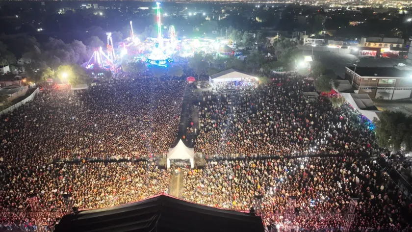 Pueblos originarios brillan en la Feria del Bicentenario de Tecámac