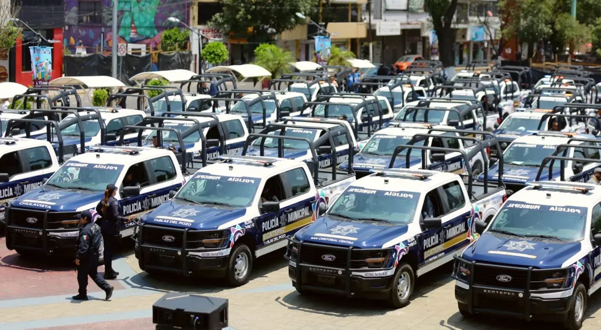 Alcaldesa de Ecatepec impulsa transformación policial con equipamiento y reconocimientos