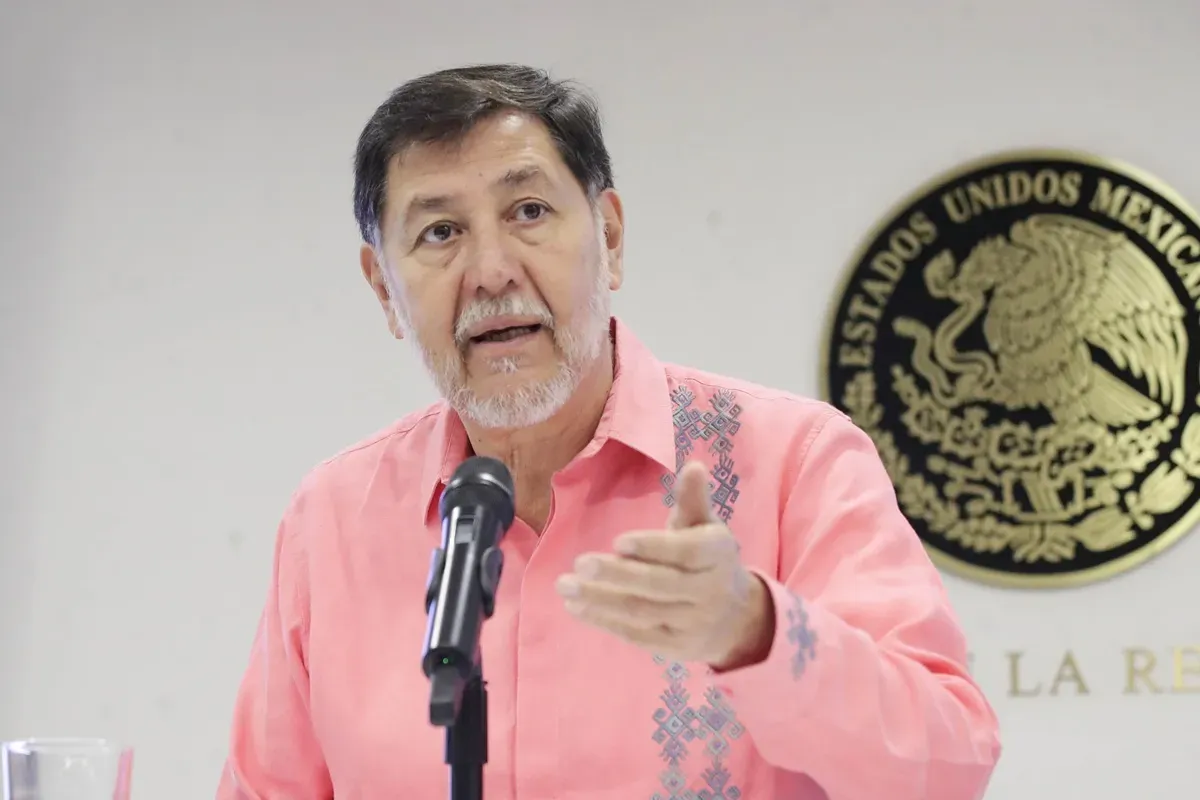 Fernández Noroña condena asesinato de colaboradores de Clara Brugada y exige justicia