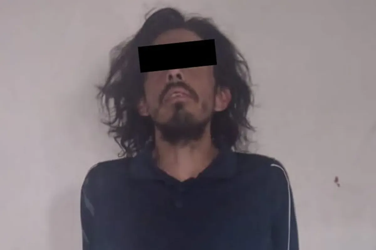 Detienen a hombre que agredió a su ex pareja y trató de llevarse por la fuerza a su hija en Ecatepec