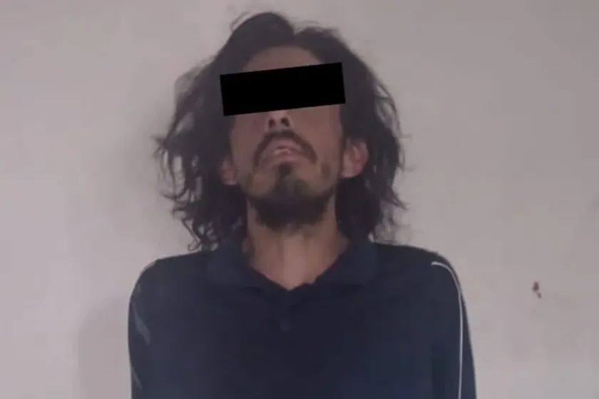 Detienen a hombre que agredió a su ex pareja y trató de llevarse por la fuerza a su hija en Ecatepec