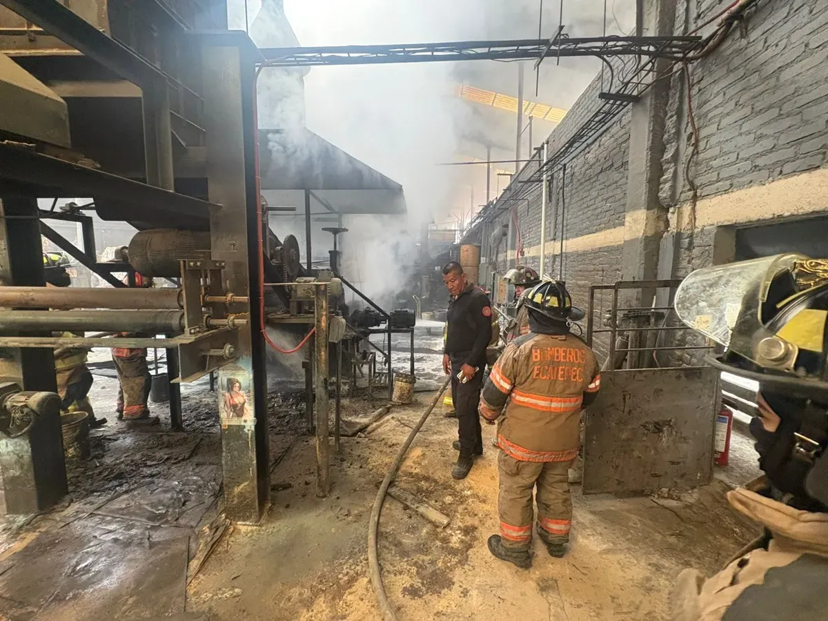 Empresa en Ecatepec operaba sin dictamen de Protección Civil ni equipo contra incendios