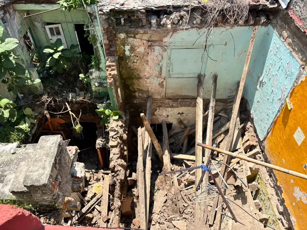 Atiende Protección Civil derrumbe parcial en inmueble de la colonia Guerrero