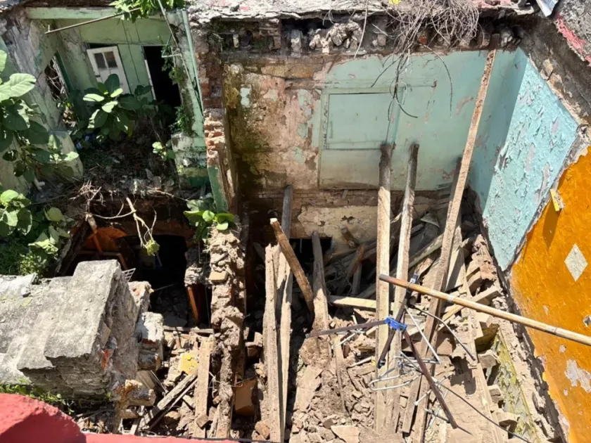 Atiende Protección Civil derrumbe parcial en inmueble de la colonia Guerrero