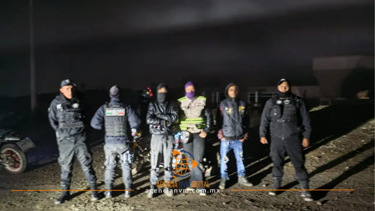 Rescatan a tres motoclistas atrapados cerca del Nevado de Toluca