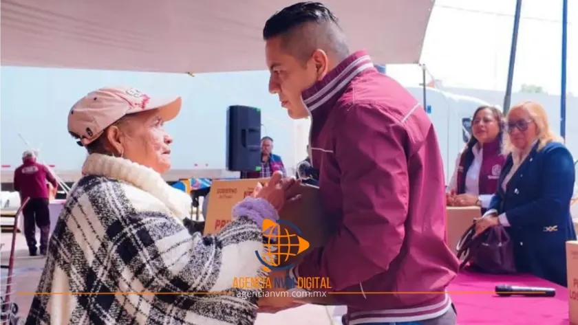 Entregan apoyos sociales en comunidades de Temascalapa