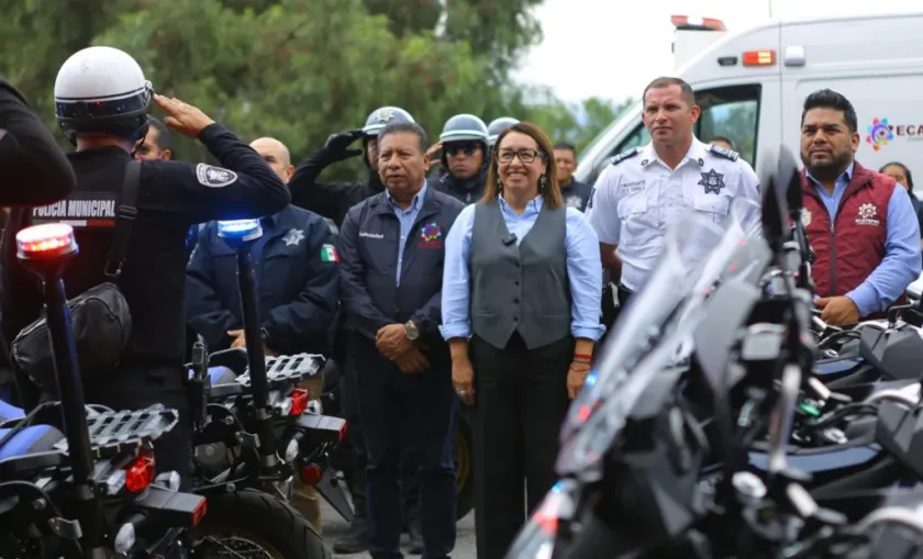Azucena Cisneros entrega motopatrullas, drones y presenta Monitores Viales para reforzar seguridad en Ecatepec