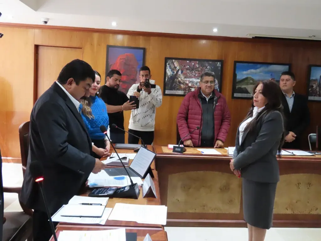 Cabildo de Texcoco aprueba designación de nueva titular en la Dirección de Administración