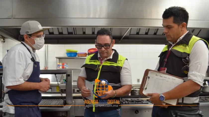 Capacita COPRISEMEX a manejadores de alimentos en territorio mexiquense