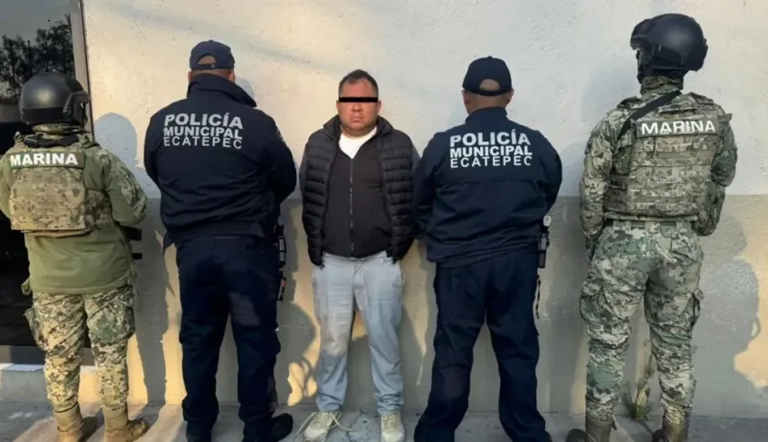 Capturan a sujeto con caja fuerte tras persecución policial.