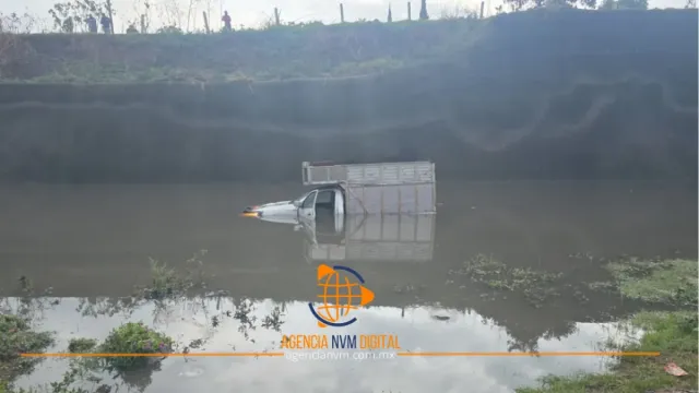 Provocan lluvias cierre en el Circuito Exterior Mexiquense