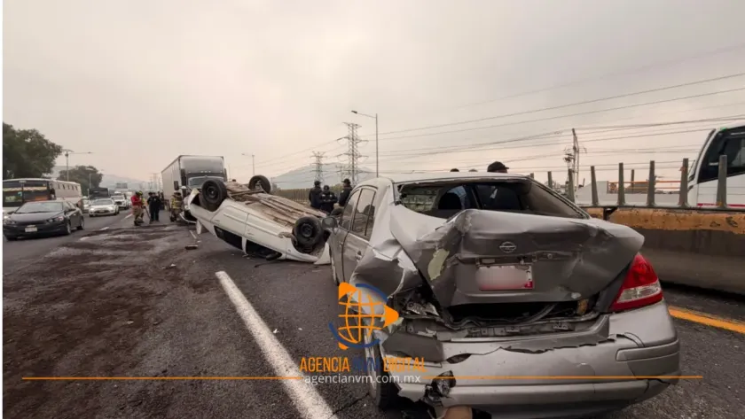 Chocan cuatro vehículos en la autopista México-Pachuca