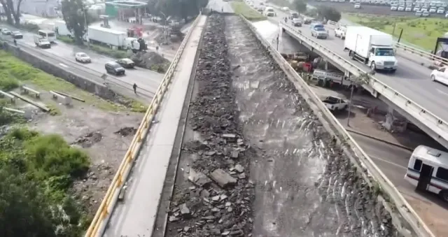 Cierre Parcial en la Texcoco-Lechería por Obras en Puente Vehicular