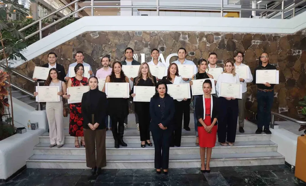 Concluye con éxito generación 40 del diplomado restaurantero