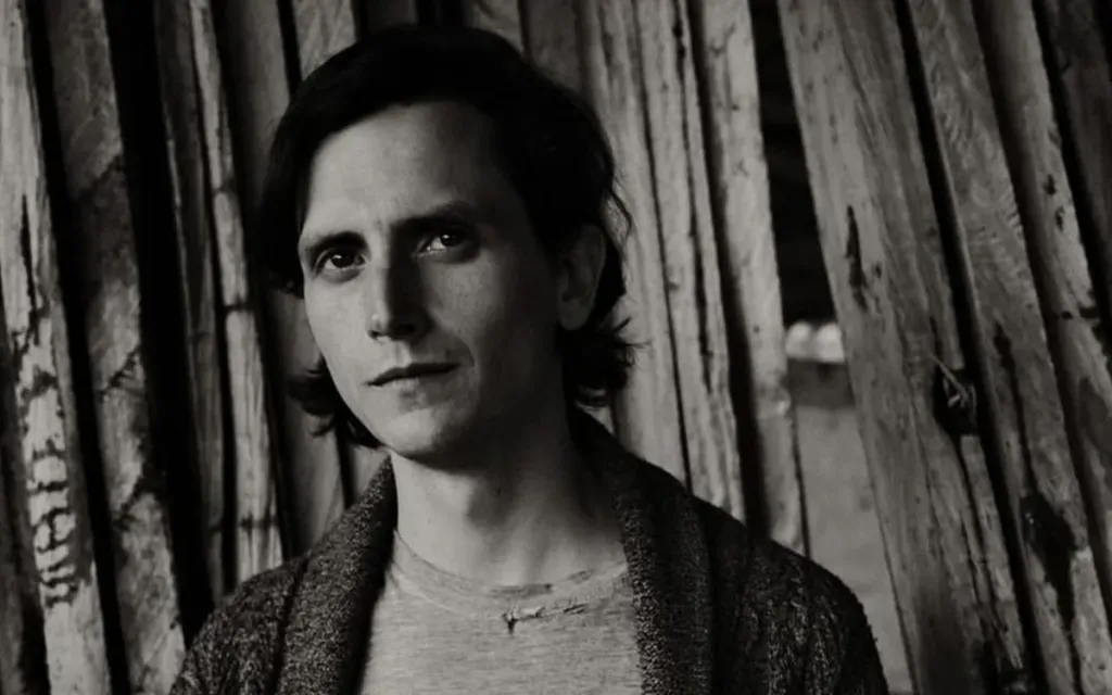 Contemplación y Poesía Nutren Nuevo Álbum de Lucas Hill