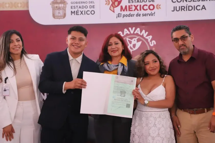 Contraen matrimonio 90 parejas en boda comunitaria en Tecámac