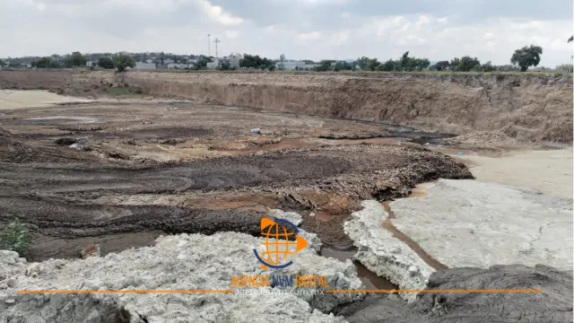 Denuncian crisis sanitaria por desechos industriales en Temascalapa