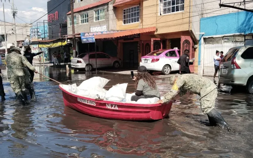 Despliega Ejército Plan DN-III-E en Nezahualcóyotl por intensas lluvias