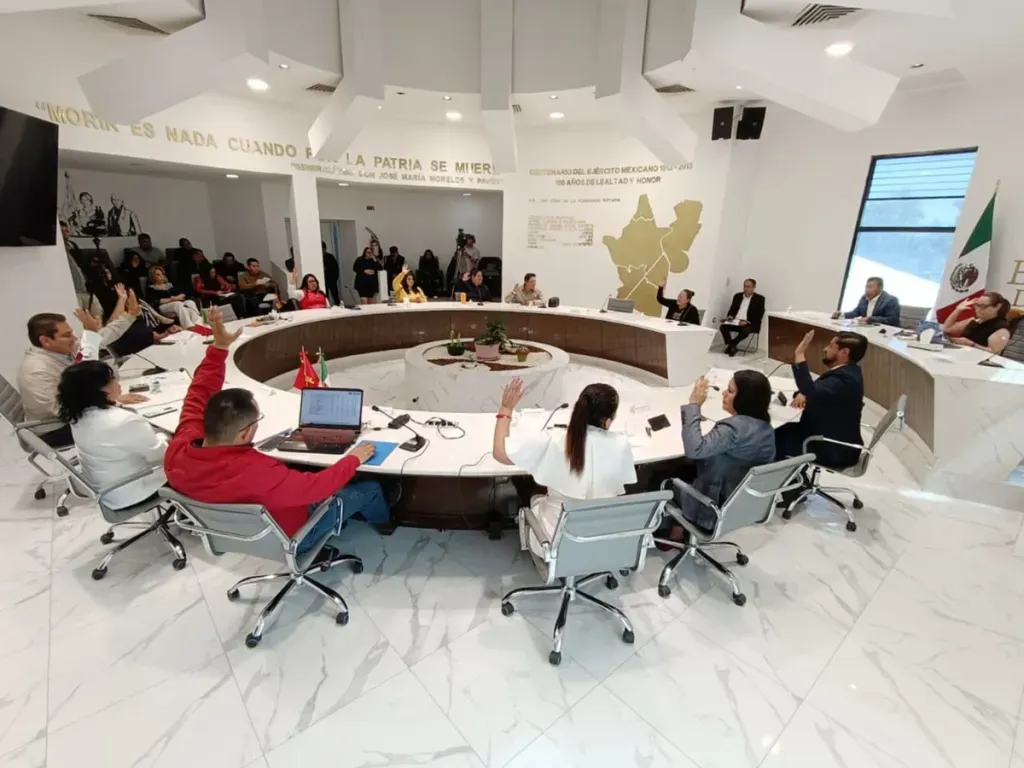 Destina Ecatepec presupuesto millonario a seguridad y servicios públicos