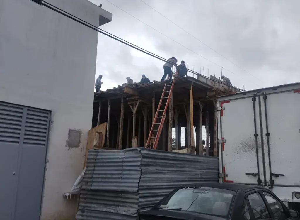 Detienen Tres Sujetos por Quebrantamiento de Sellos en Ecatepec