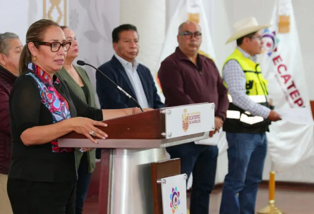 Ecatepec alcanzará 50 mil lámparas al cierre del año