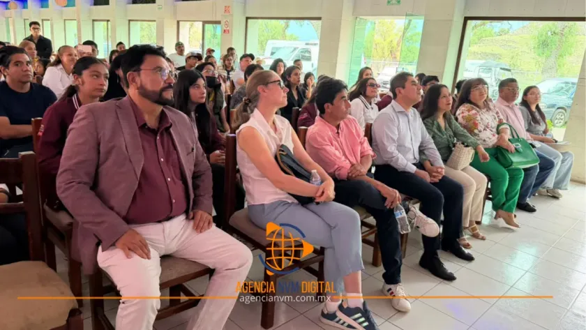 Impulsan jóvenes mexicanos robot para exploraciones arqueológicas en Teotihuacán