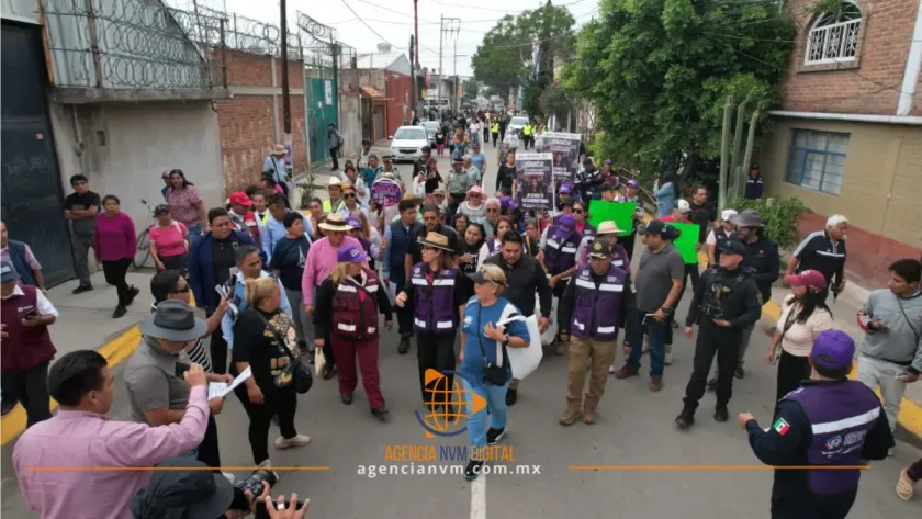 Inauguran repavimentación e intervención histórica de calles en Ecatepec 
